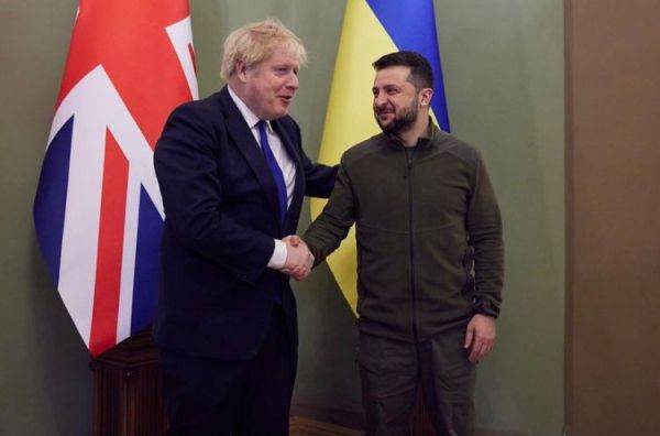 Marea Britanie va oferi Ucrainei un sprijin militar suplimentar de 1,3 miliarde de lire sterline