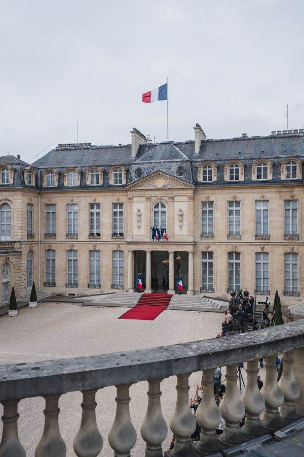 Emmanuel Macron susţine convocarea unei convenţii de revizuire a tratelor UE