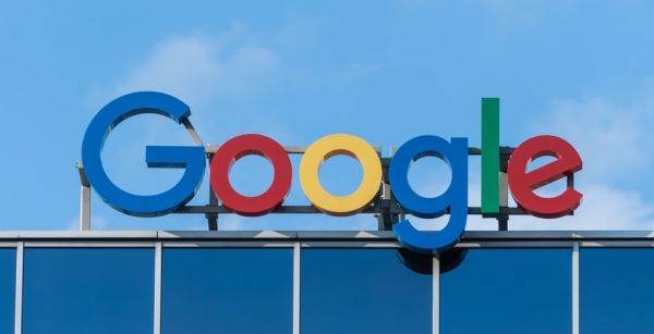 Google încearcă marea (piaţă a telefoanelor inteligente) cu degetul