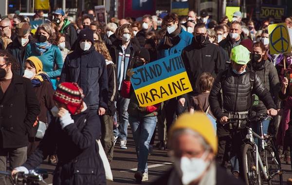 Cinci state occidentale susţin acţiunea juridică a Ucrainei referitoare la crimele de război