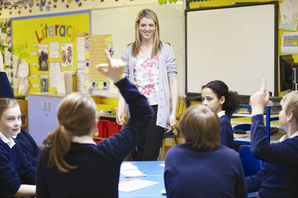 Platformă educaţională pentru copiii din medii defavorizate