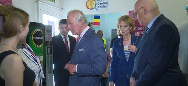Prinţul Charles şi Majestatea Sa Margareta s-au întâlnit cu refugiaţii ucraineni