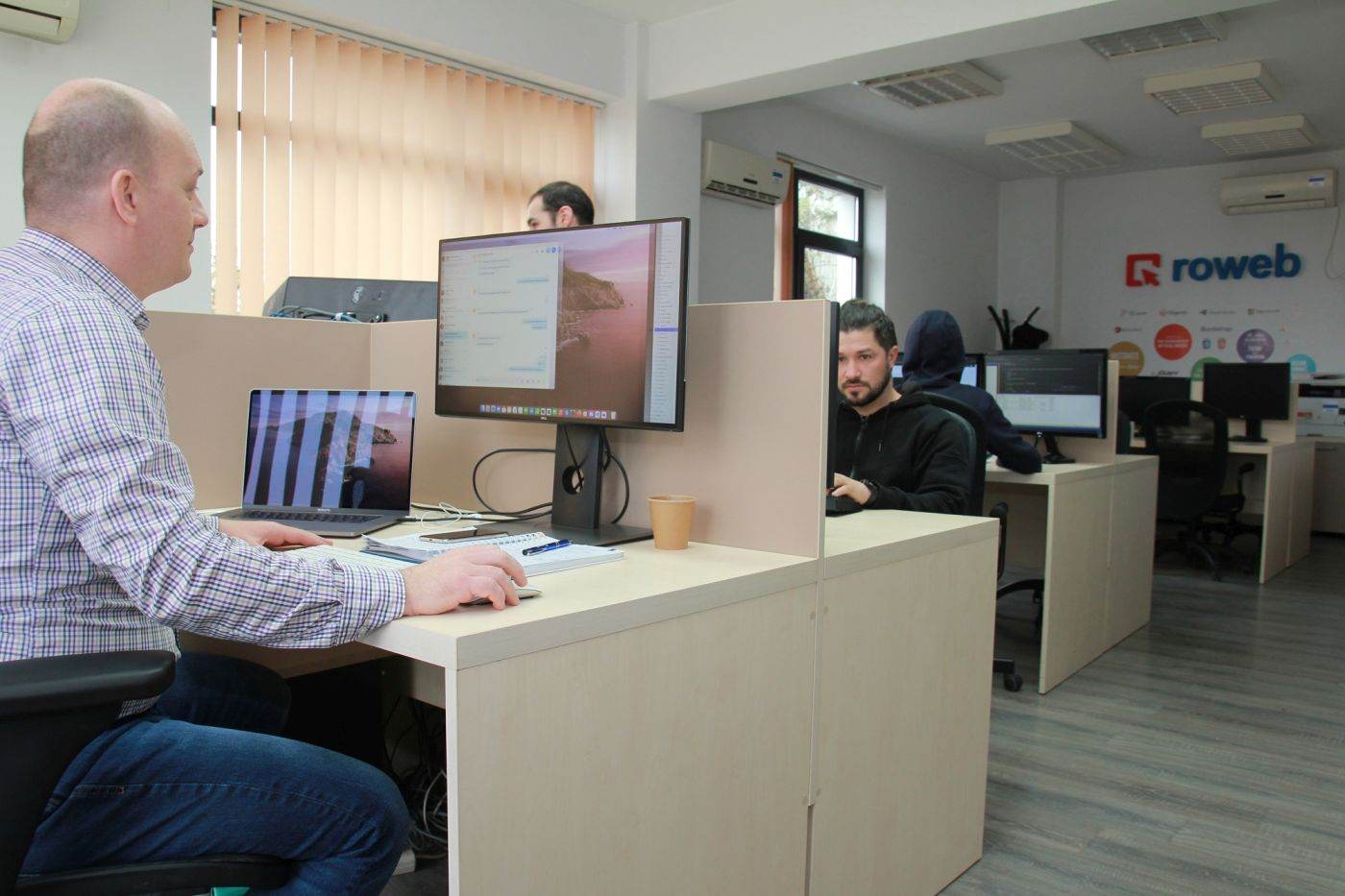 Roweb îşi propune creşterea cu 50% a numărului de specialişti şi parteneriate în Europa