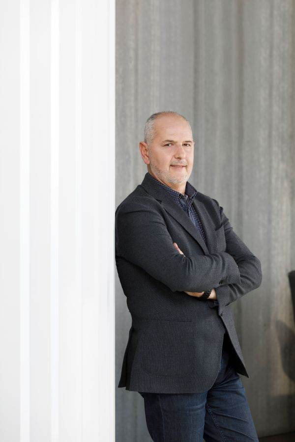 Lucian Peticilă - CEO Visual Fan S.A.