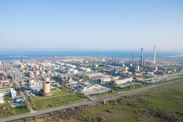 Instalaţia de Hidrofinare Petrol Motorină de la Petromidia a fost repusă în funcţiune