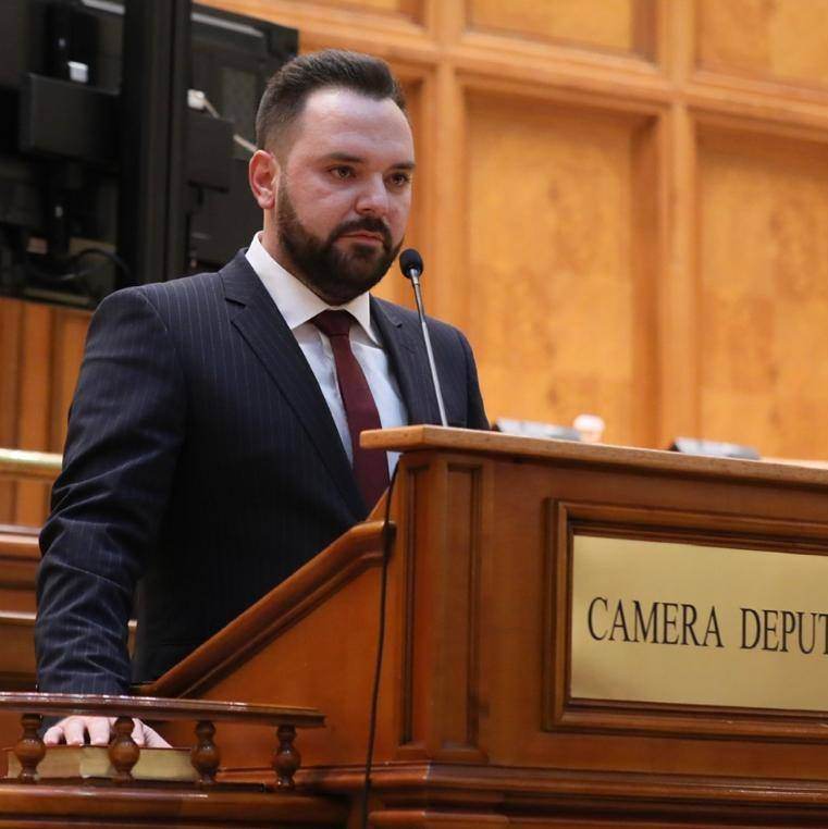 Fiul lui Piedone ar putea candida la Primăria Sectorului 5 din partea AUR