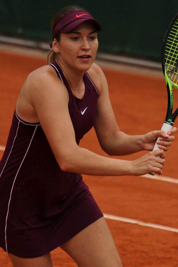 Renunţă la cetăţenie pentru a participa la Wimbledon