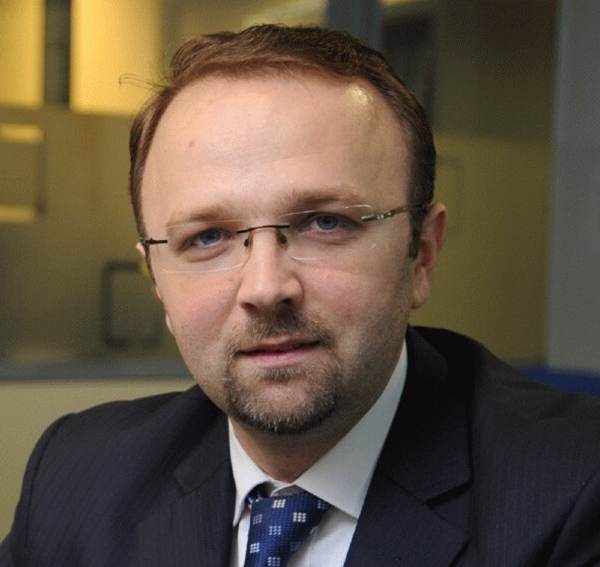 "În ultimii 10 ani avem o creştere de 3,3 ori a activelor fondurilor de investiţii"