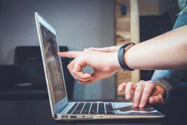Investiţii în infrastructura digitală în valoare de 223 milioane euro
