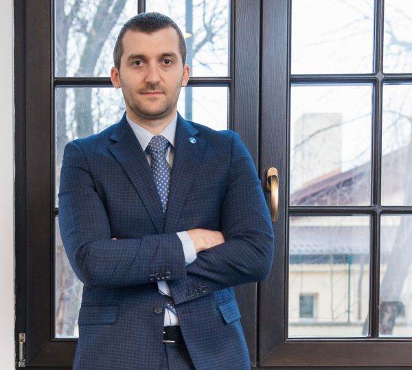 "Suprataxarea va duce la o situaţie în care statul va colecta mult mai puţini bani"