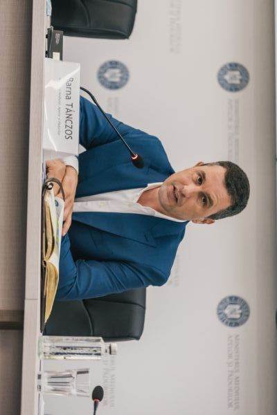 "Începând de mâine, în România intră în funcţiune sistemul de trasabilitate a deşeurilor"