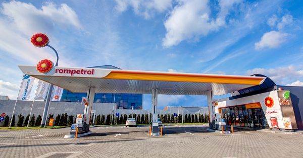 Oprirea fluxurilor de ţiţei prin conducta CPC nu afectează aprovizionarea rafinăriei Petromidia