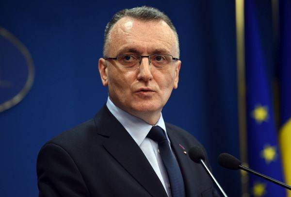 Titlul de doctor nu va mai fi necesar pentru asistenţii universitari