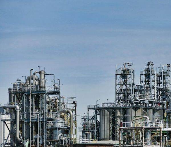 Rusia vrea să aibă propriul preţ de referinţă pe piaţa petrolului