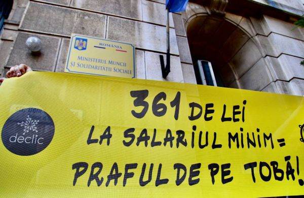Societatea civilă doreşte majorarea salariului minim