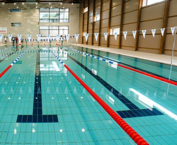 Bazin Olimpic de înot, inaugurat, din nou, la Târgu Mureş