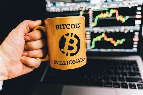 "Bitcoin marchează cea mai bună lună din octombrie anul trecut"