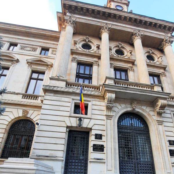 BNR a majorat dobânda-cheie la 5,5%