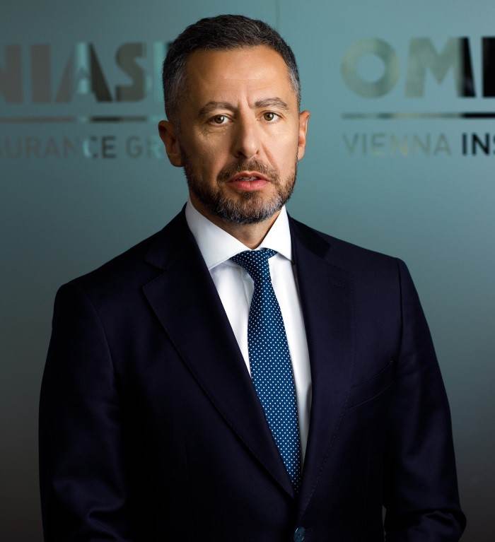 Mihai Tecău, Preşedinte Directorat, CEO 