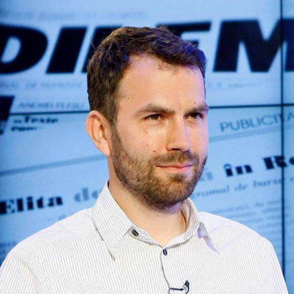 "Petrecerea pe pastile a PNL şi PSD se va termina într-un singur fel, previzibil: la spitalul FMI, cu România pe aparate"