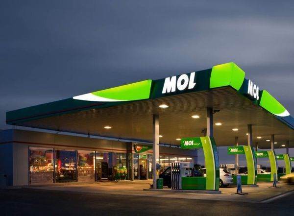 Livrările de petrol rusesc spre Europa Centrală au fost reluate astăzi