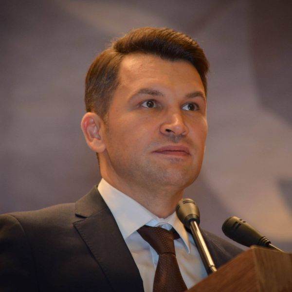 "E nedrept să spui că Ministerul Energiei doreşte diminuarea plafonului pentru compensarea preţului la energie"