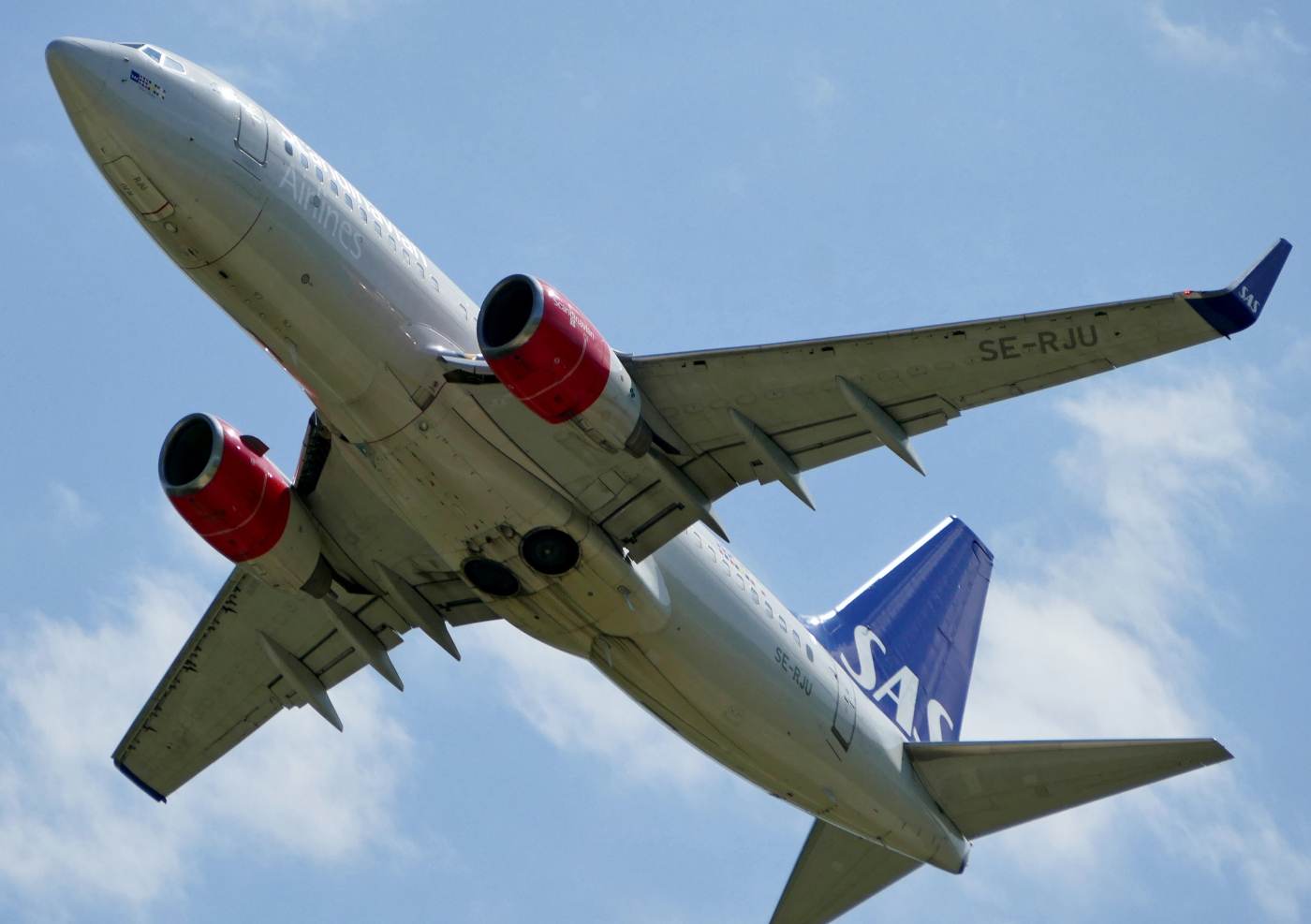 Operatorul aerian scandinav SAS şi-a asigurat o finanţare de 700 de milioane de dolari
