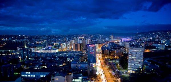 Liderii din Serbia şi Kosovo se întâlnesc la Bruxelles pentru noi discuţii mediate de UE
