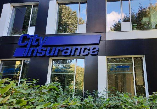 Falimentul City Insurance - un şoc pentru companiile din construcţii