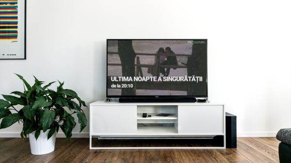 TVR Cultural revine pe micile ecrane