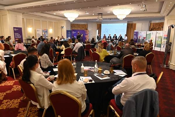 "Nu există temeri foarte mari legate de piaţa imobiliară, deşi foarte mulţi compară situaţia actuală cu cea din 2008"