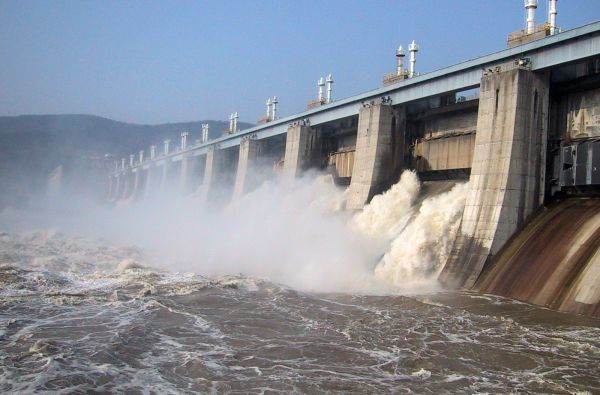 Hidroelectrica va depune o ofertă de cumpărare a CEZ Vânzare