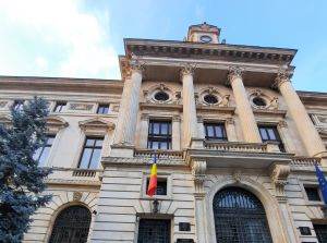 Confruntată cu perspectiva stagnării economiei, BNR continuă represiunea deponenţilor
