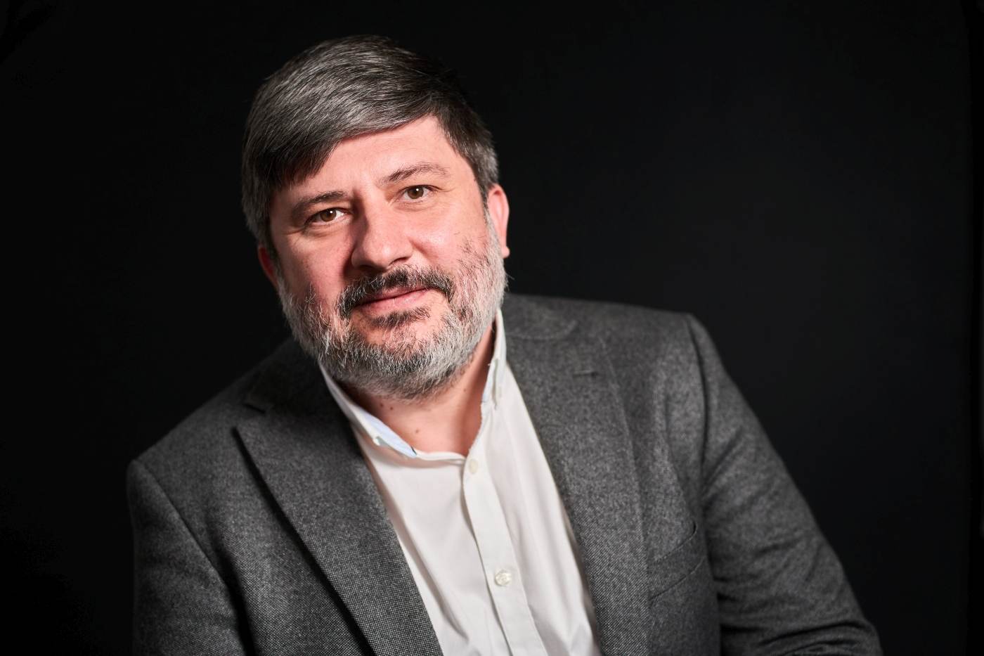 "Pregătirea de înalt nivel şi onestitatea specialiştilor Allied Engineers reprezintă < secretul > unor proiecte spectaculoase şi curajoase"