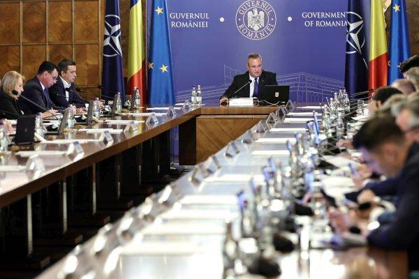 Guvernul taie o parte din sumele pentru consultanţă prinse în PNRR