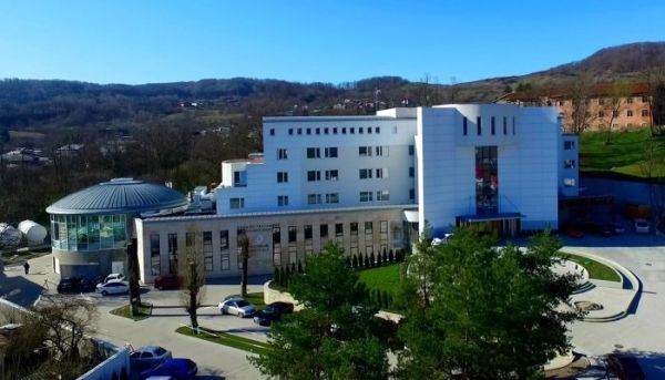 Centrul Medical Sanconfind din Câmpina în căutare de colaborări cu doctori chirurgi 