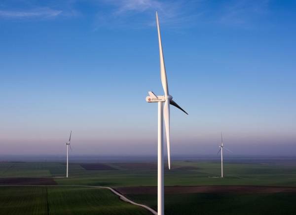 EDPR creşte investiţia brută în energie regenerabilă la peste 4 miliarde de euro