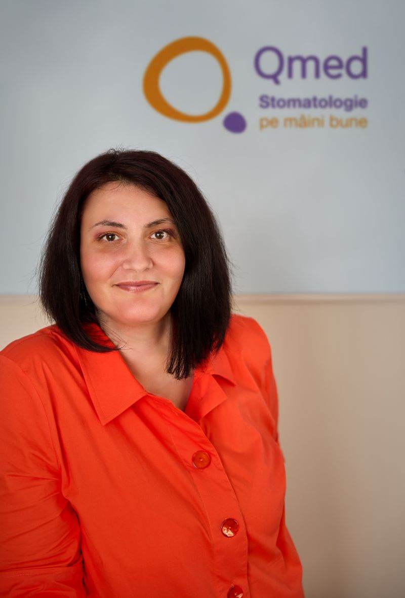 Bilanţul clinicilor dentare Qmed arată o creştere de 10% a numărului de pacienţi trataţi 