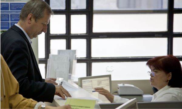 Băncile care participă la stabilirea ROBOR, investigate de Consiliul Concurenţei