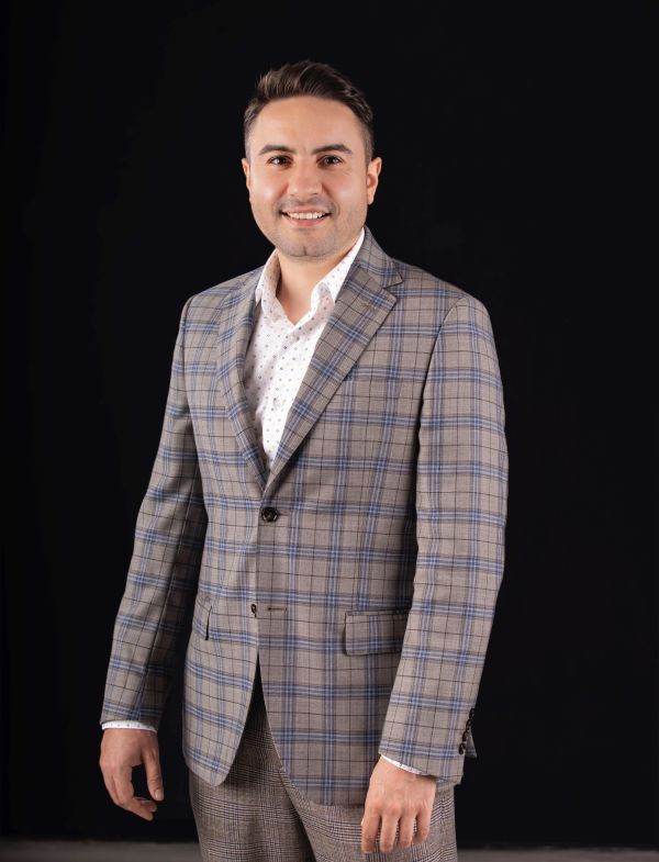 Daniel Ene, Chief Marketing Officer & Partner Limitless Agency