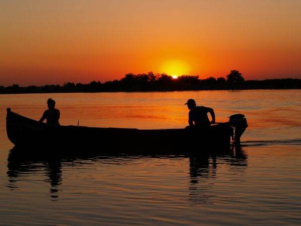 Pescaturismul, ultima dorinţă a locuitorilor Deltei