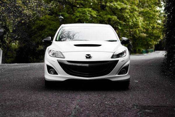 Mazda Motor a dezvăluit un plan de investiţii de 10,6 miliarde de dolari în vehicule şi producţia de baterii