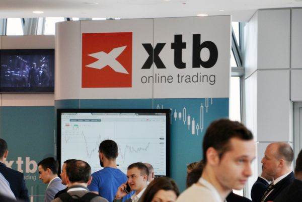 XTB- un fintech de investiţii pe burse cu o dezvoltare spectaculoasă
