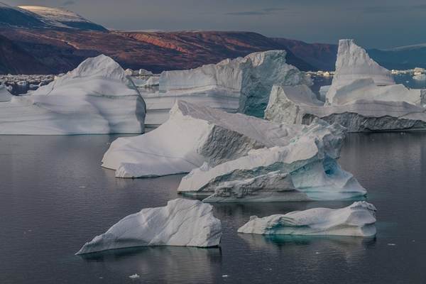 Primul grup de cercetători bulgari se îndreaptă spre Antarctica pentru a pregăti baza St. Kliment Ohridski