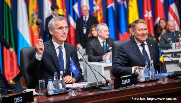 Reuniunea miniştrilor de externe din NATO a reconfirmat sprijinul acordat Ucrainei