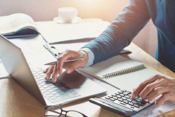 Saxo Bank lansează previziuni pentru 2023