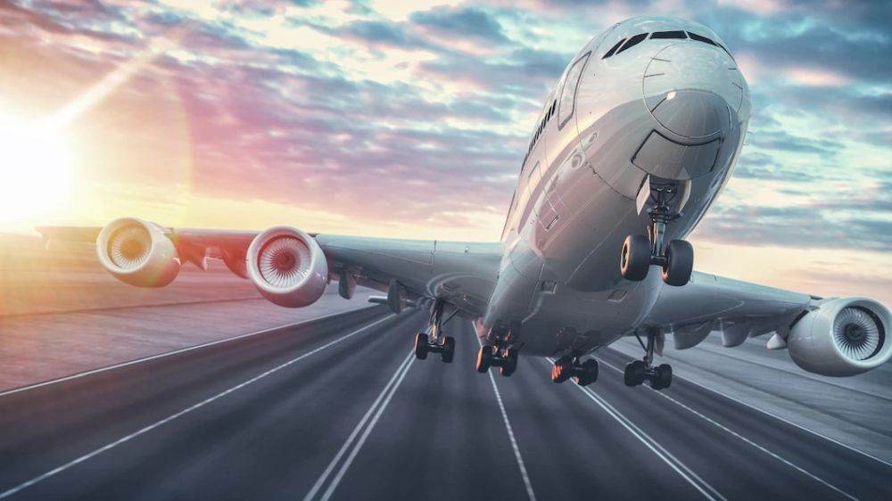 17 firme şi Universitatea "Dunărea de Jos" realizează studiul de fezabilitate pentru aeroportului Galaţi