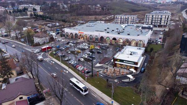 IULIUS deschide al doilea Family Market din acest an, concept în care a investit 24 de milioane de euro