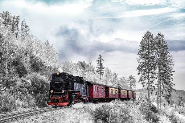 Aprobarea contractelor de servicii publice în transportul feroviar de călători pentru perioada 2022-2032