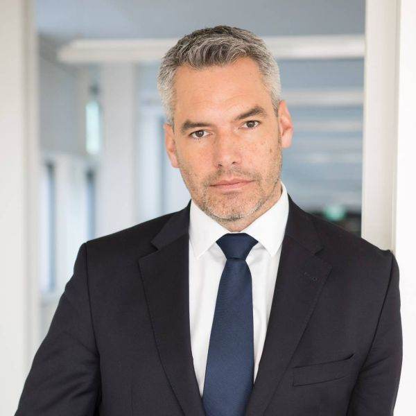 Cancelarul Austriei vine la Consiliul European cu cinci condiţii 